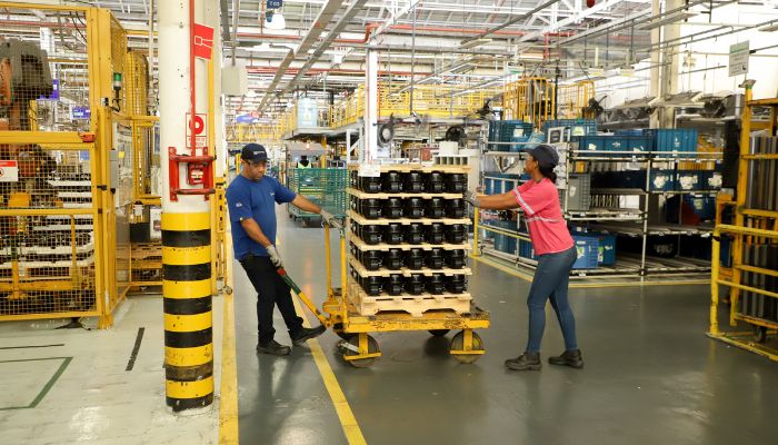  Bom momento da economia paranaense: semana começa com 21 mil vagas de trabalho
